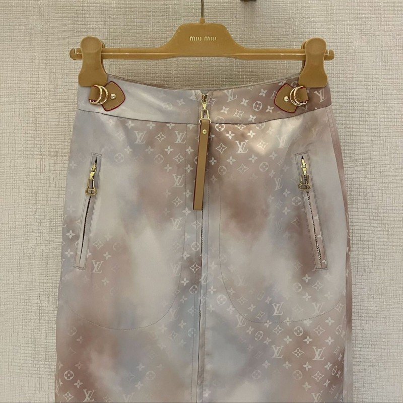 LV Long Sleeves Shirt & Skirts