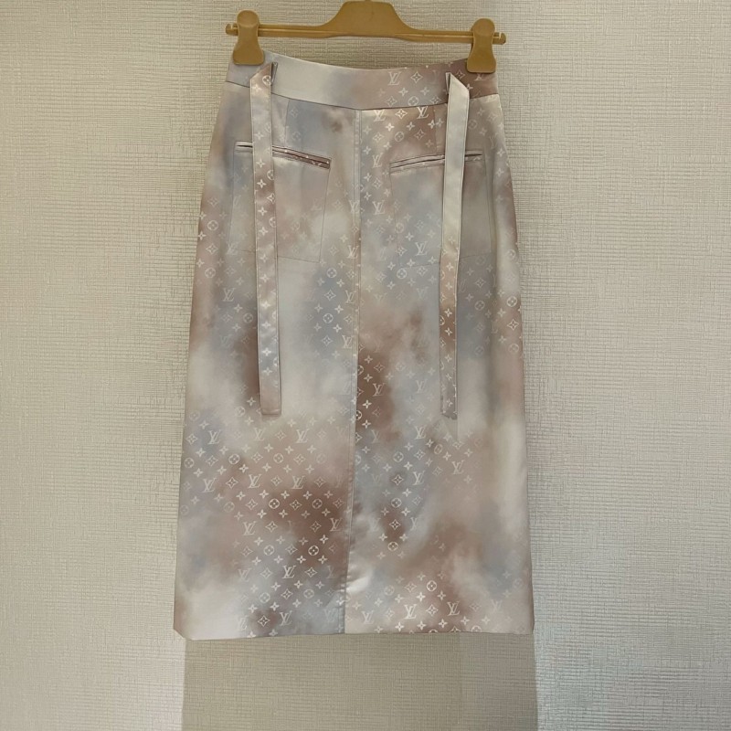 LV Long Sleeves Shirt & Skirts