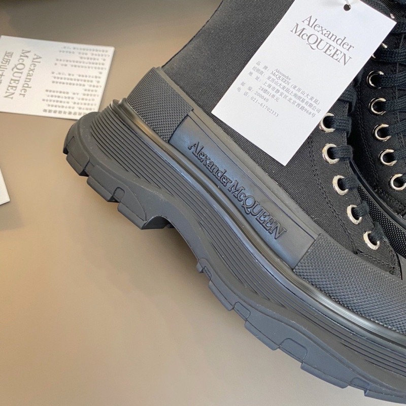 McQueen Unisex Shoes