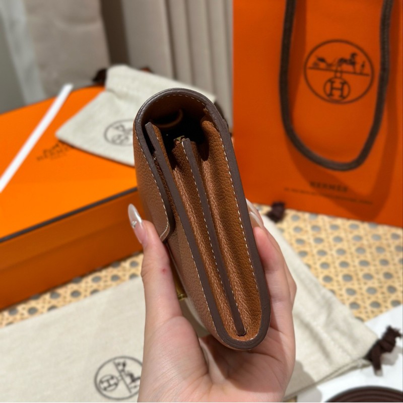 Hermes Contance To Go