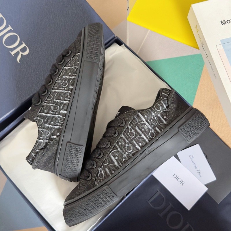 Dior Unisex Sneaker B33