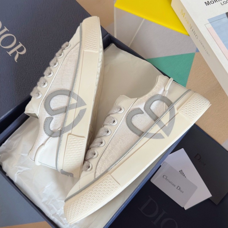 Dior Unisex Sneaker B33