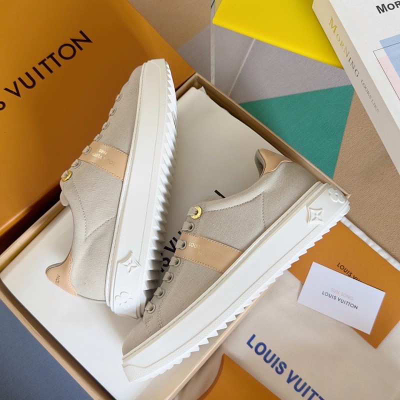 Lv Time Out Sneaker