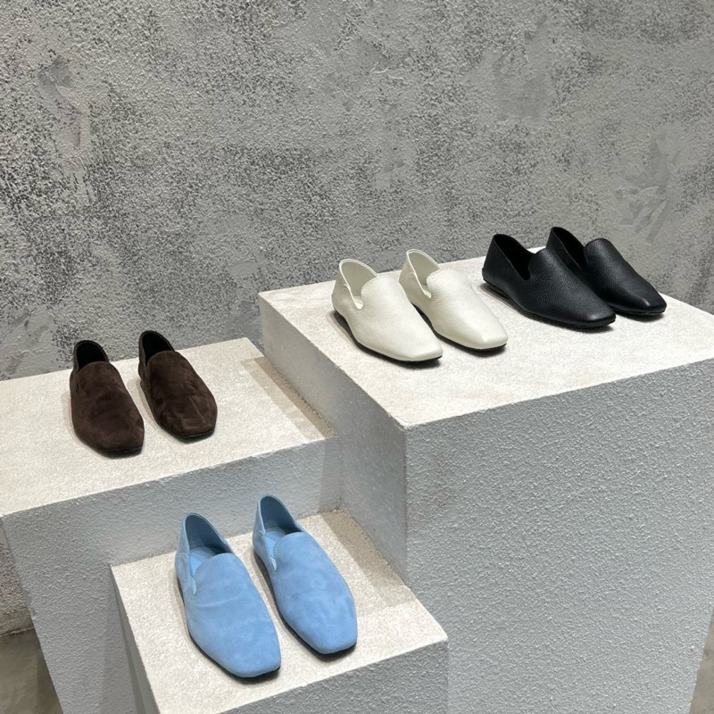 Bottega Veneta Adamo Loafer Shoes