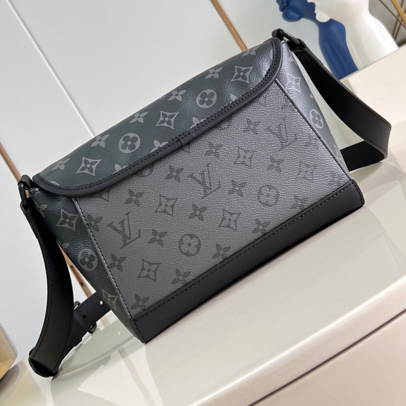 Lv Pulse Messenger Bag