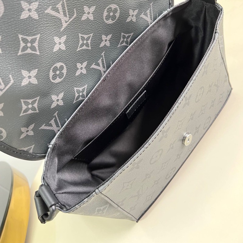 Lv Pulse Messenger Bag