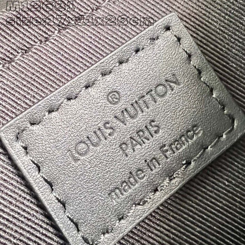 Lv Pulse Messenger Bag