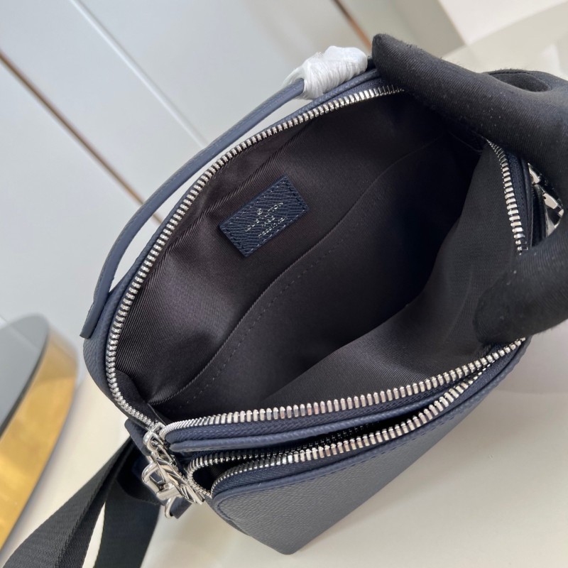 Lv Avenue Messenger Bag