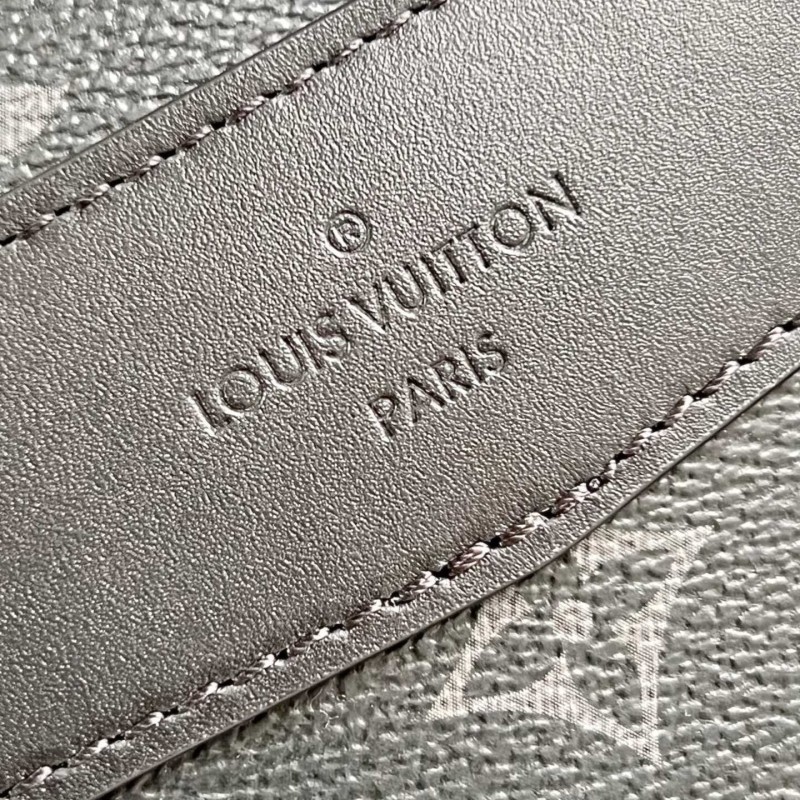 Lv Voyager Messenger Bag