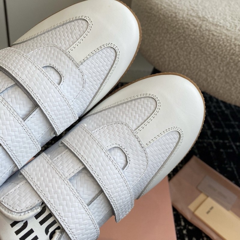 MiuMiu Sneaker