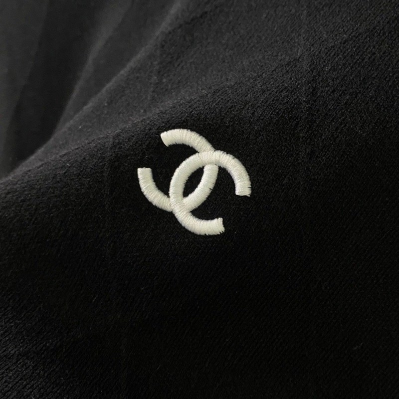 Chanel Unisex Sweater