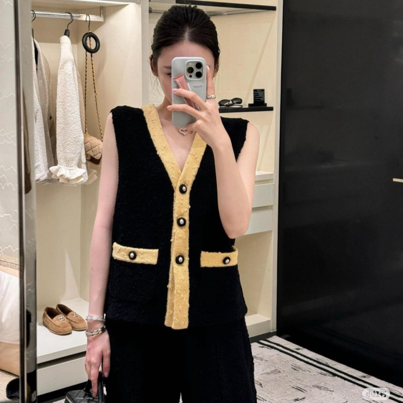 Chanel Sleeveless Cardigan