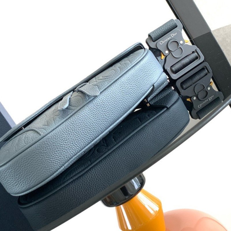 Dior Gravity Saddle Bag