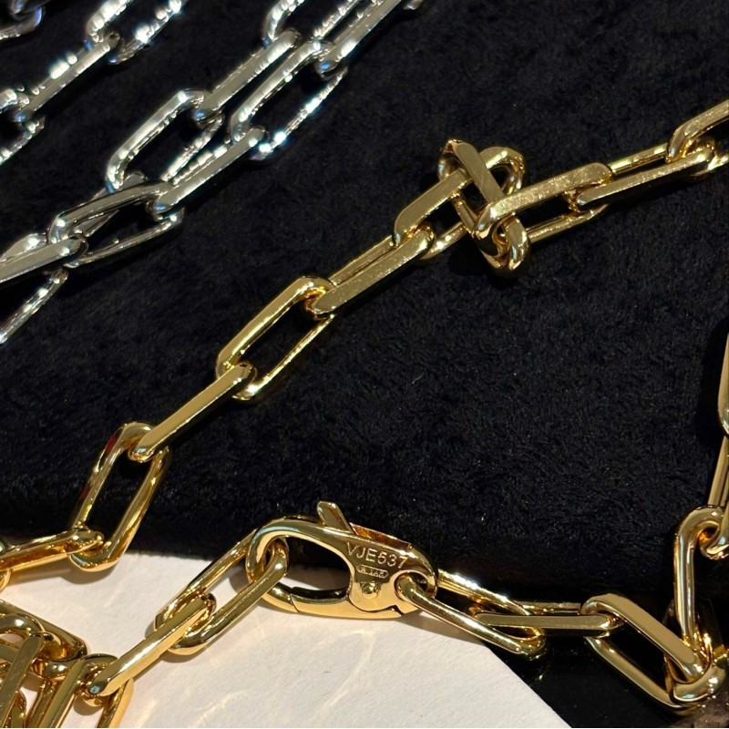 Cartier Necklace / Bracelet