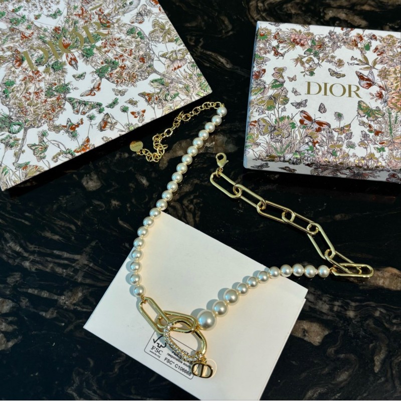 Dior Necklace