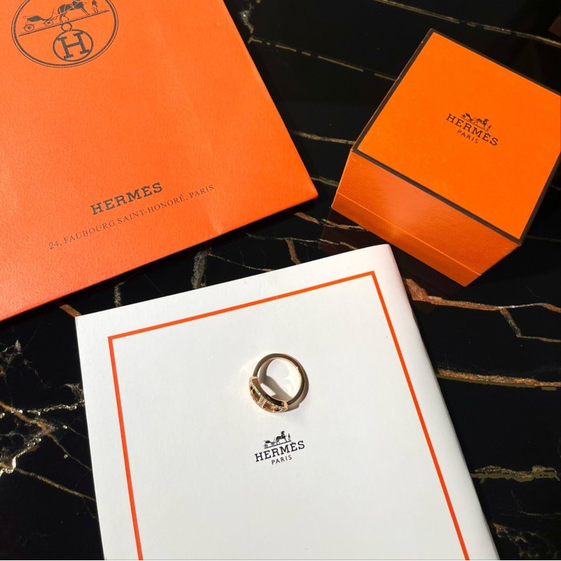 Hermes Ring