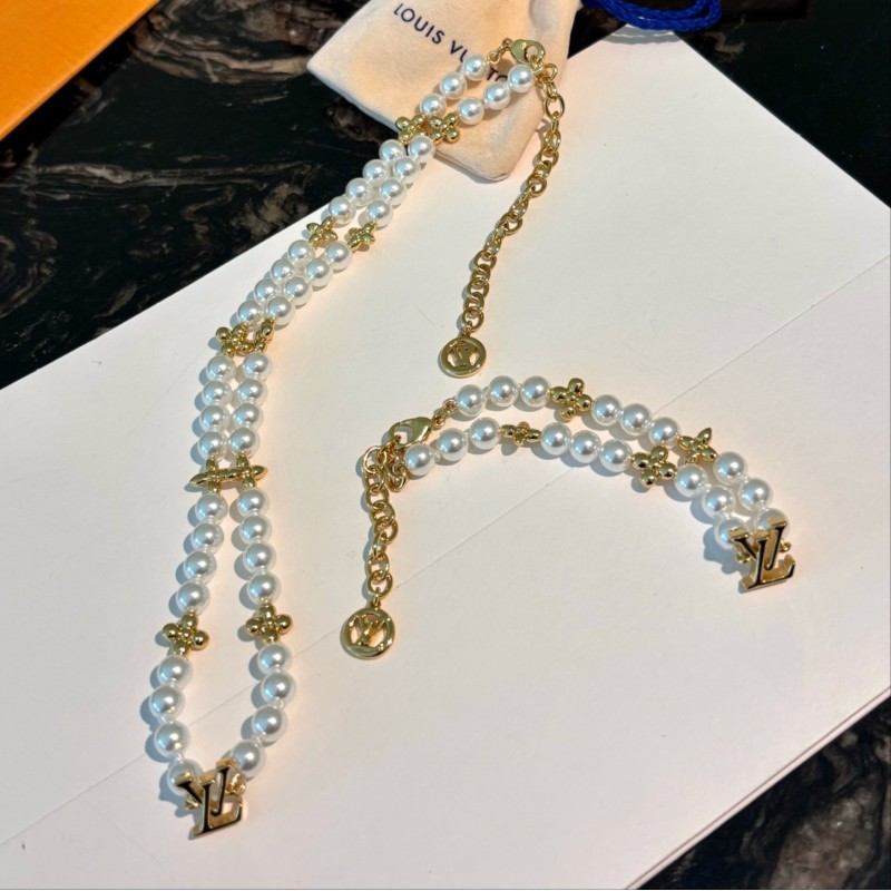 LV Bracelet