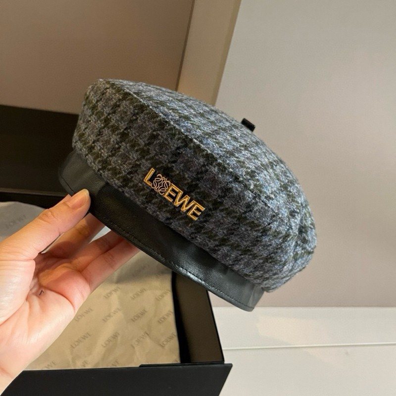 Loewe Berets