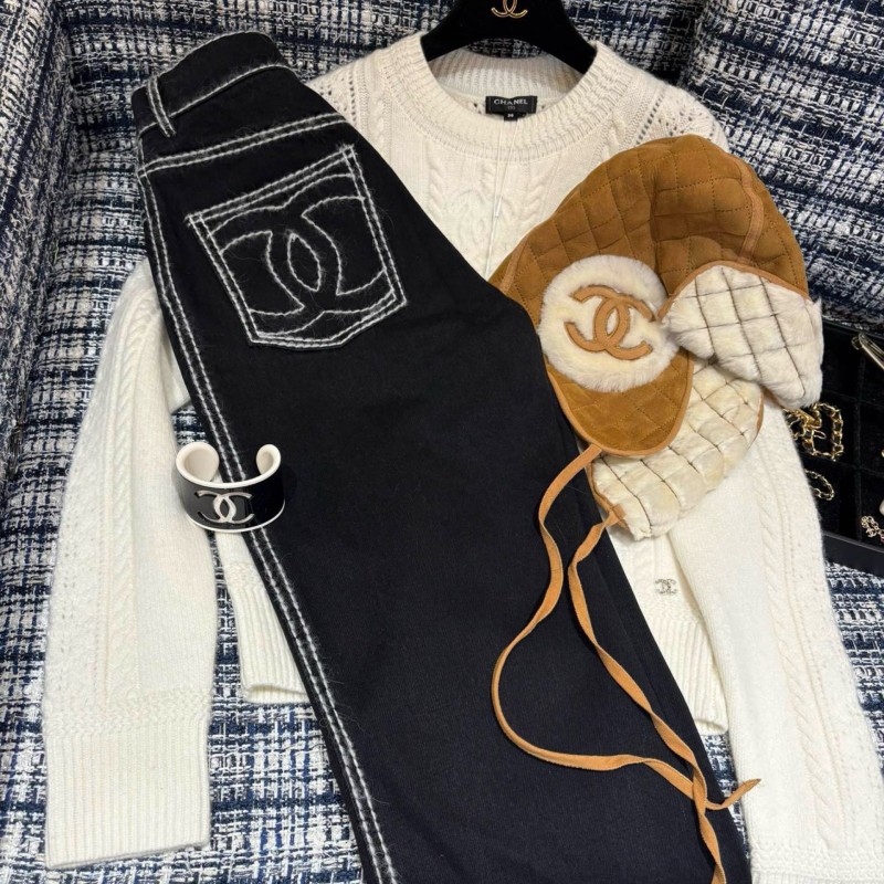 Chanel Jeans