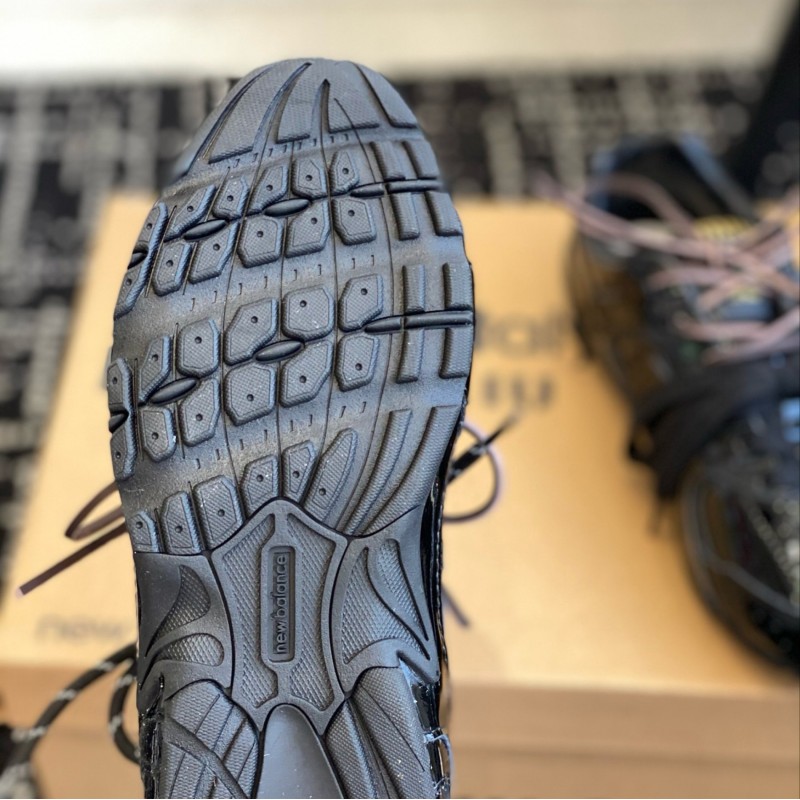 MiuMiu x New Balance Unisex Sneaker