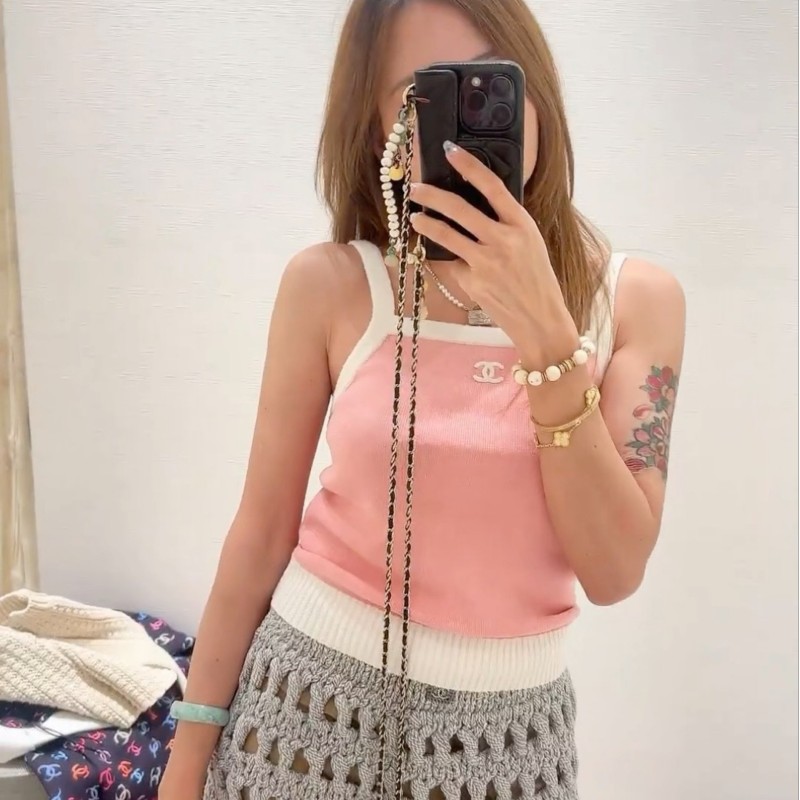 Chanel Singlet