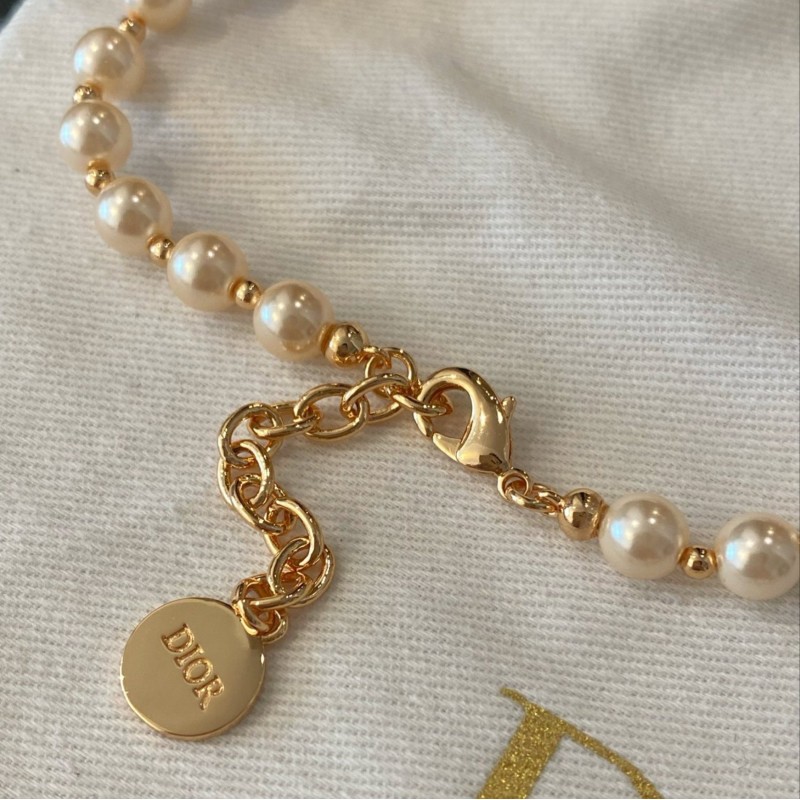 Dior Necklace / Bracelet