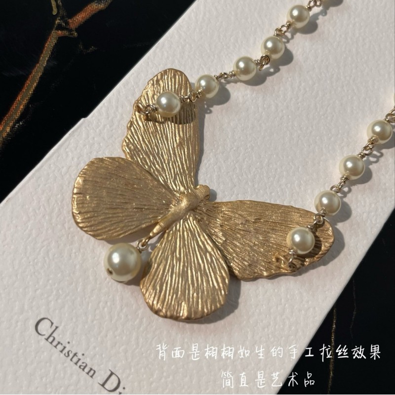 Dior Necklace