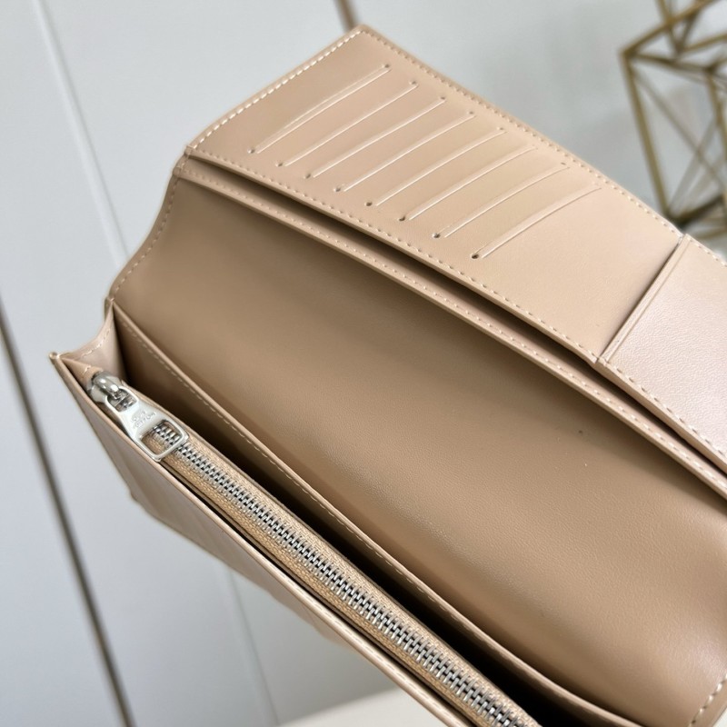 Lv Long Wallet