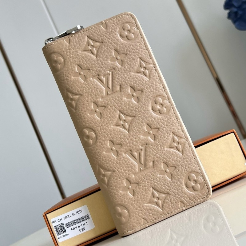 Lv Long Wallet