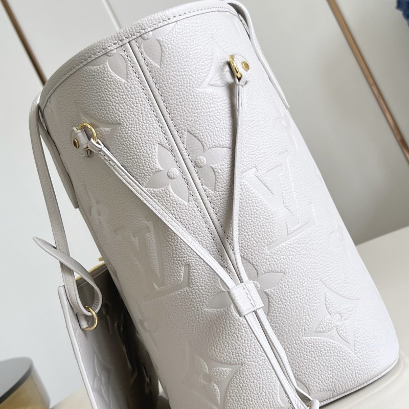 LV Neverfull Handbag 