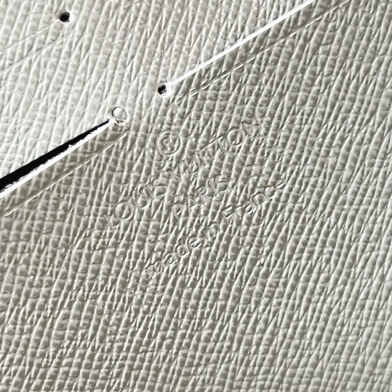 LV Pochette Voyage Handbag 