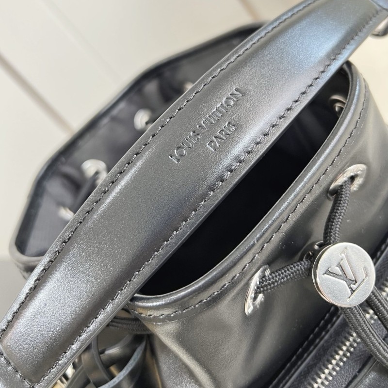 LV Noé Cargo Handbag