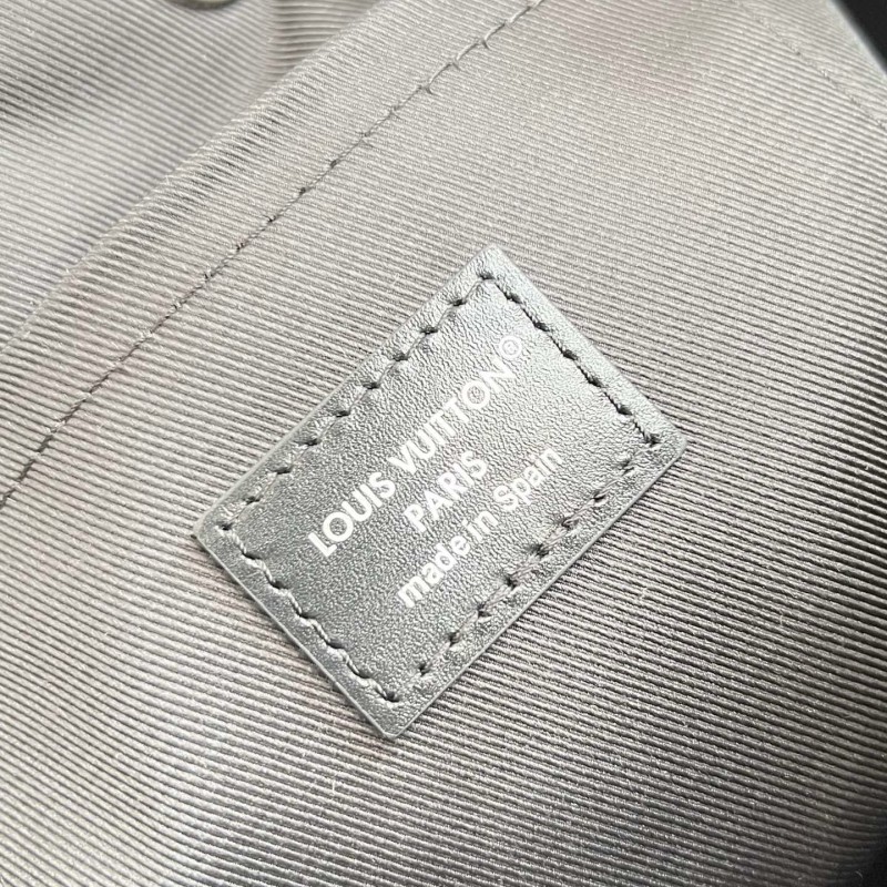 LV Noé Cargo Handbag