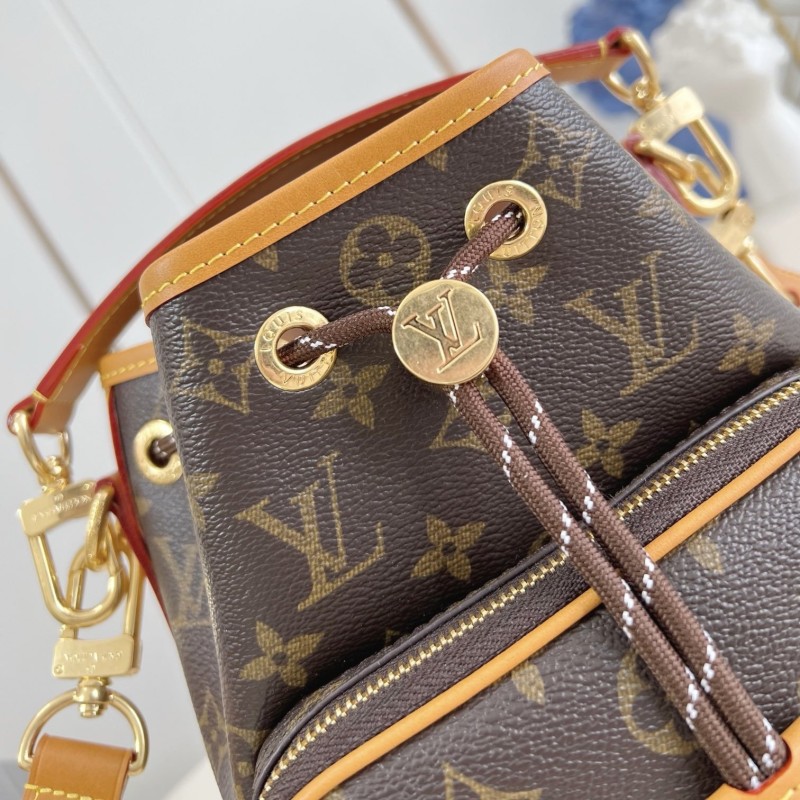 LV  Noé Cargo Handbag 