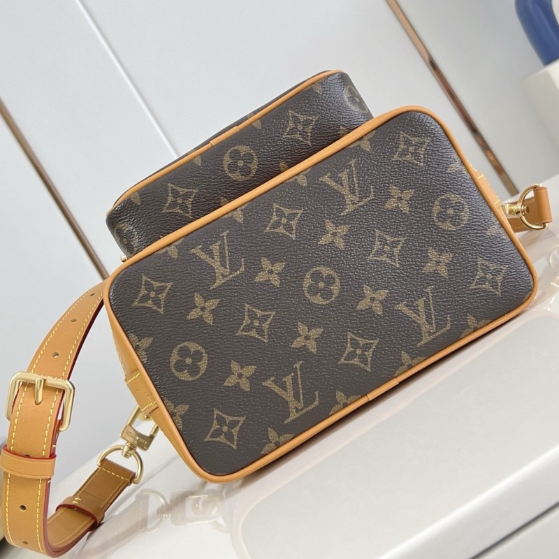 LV  Noé Cargo Handbag 
