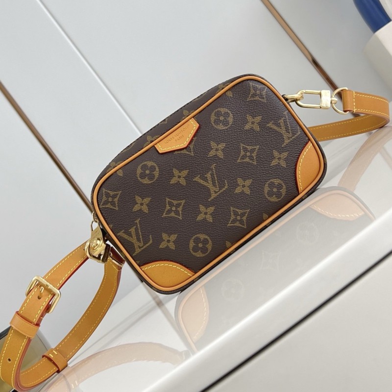 LV Trocadéro Handbag 