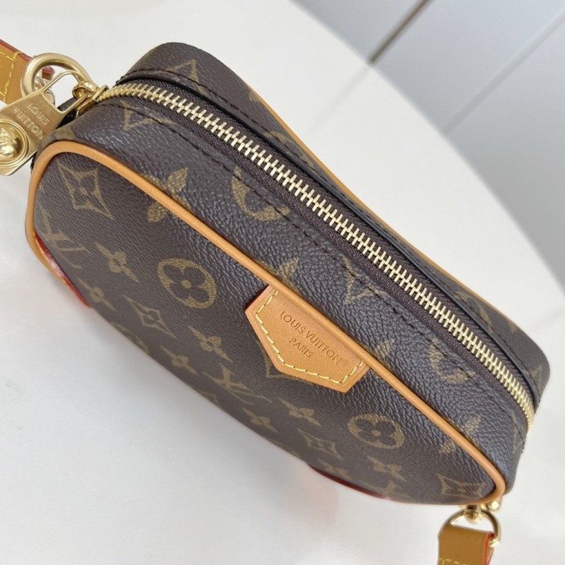 LV Trocadéro Handbag 