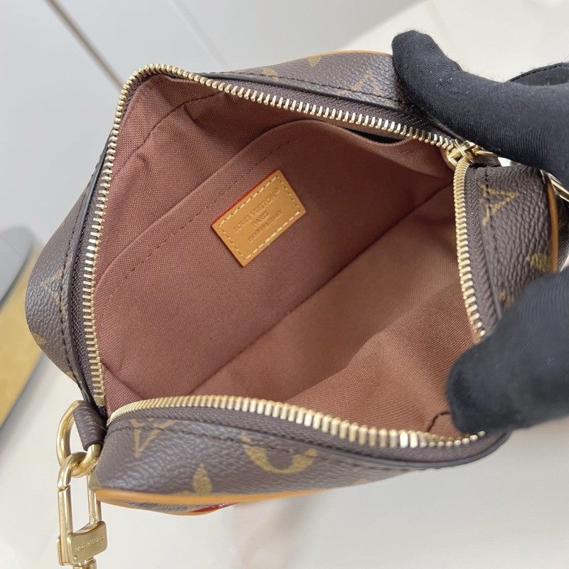 LV Trocadéro Handbag 