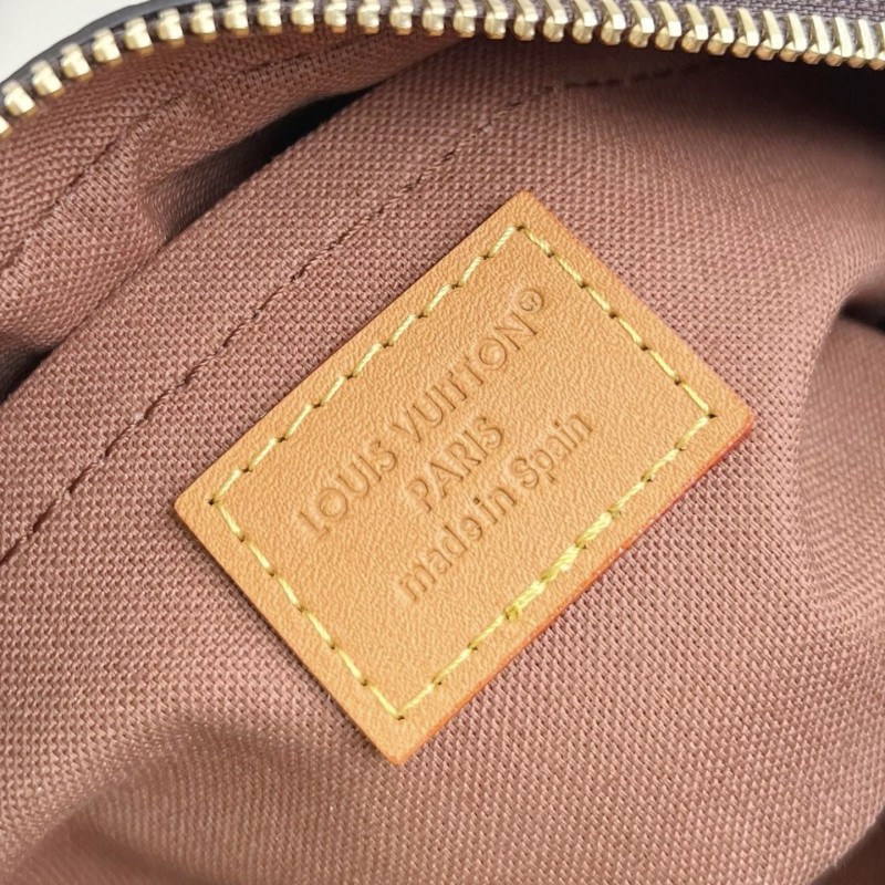 LV Trocadéro Handbag 