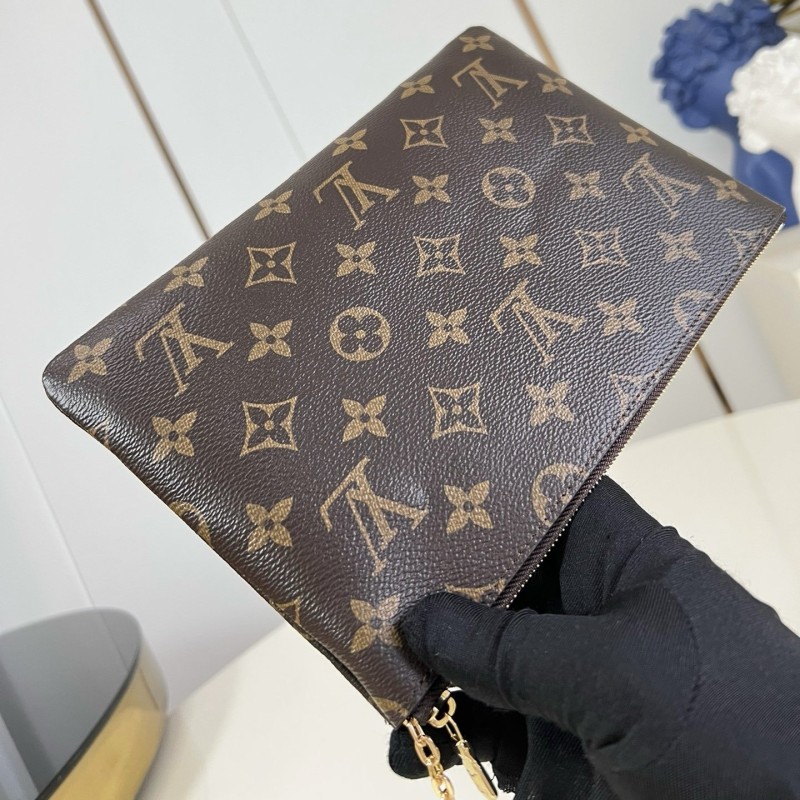 LV Pochette Clés 中号