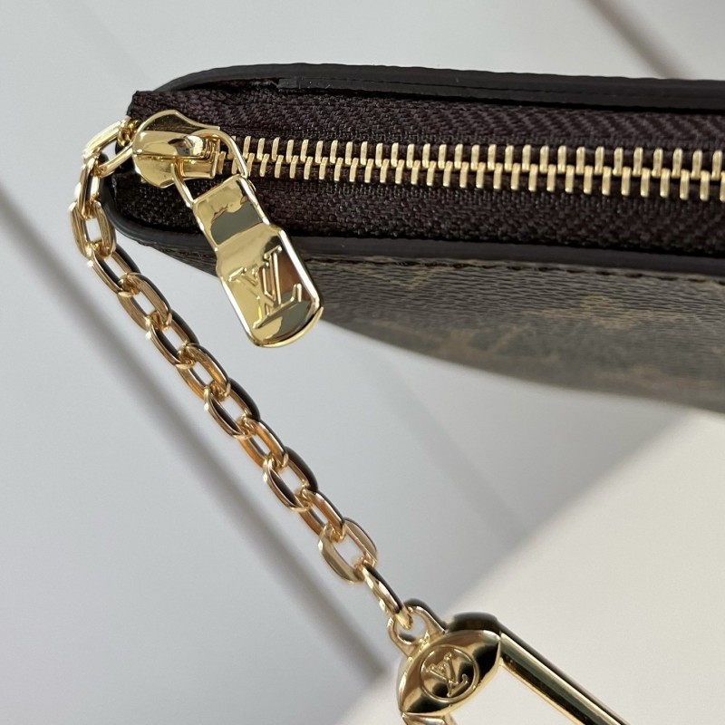 LV Pochette Clés 中号