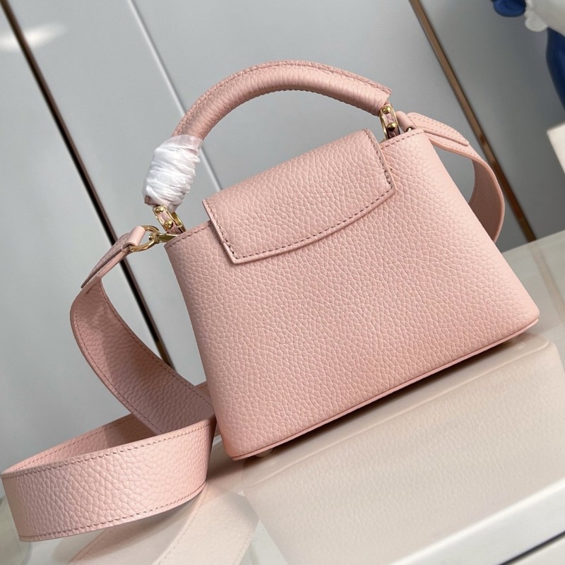 LV Capucines Handbag 迷你