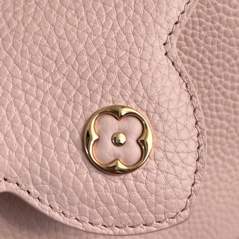 LV Capucines Handbag 迷你