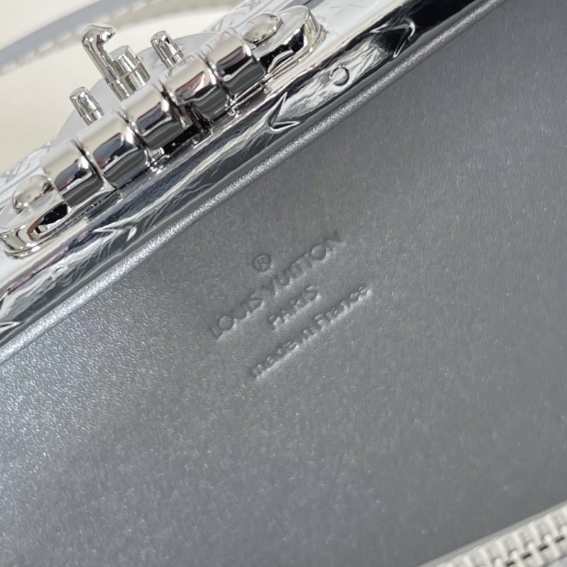 LV  Valisette Trésor  