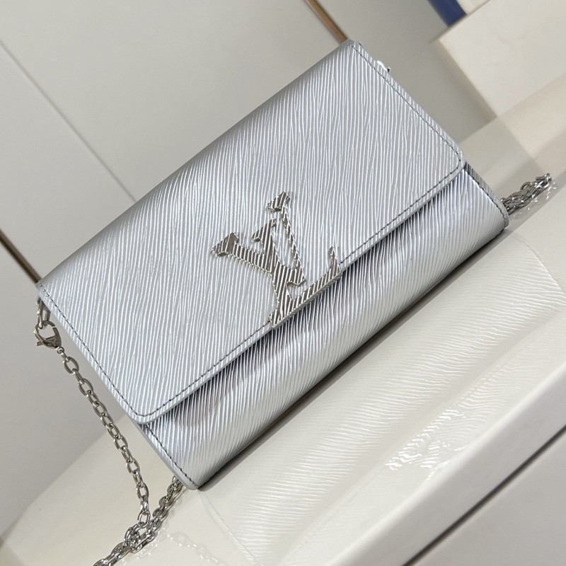 LV Pochette Louise