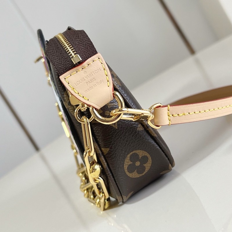 LV Pochette Accessoires 