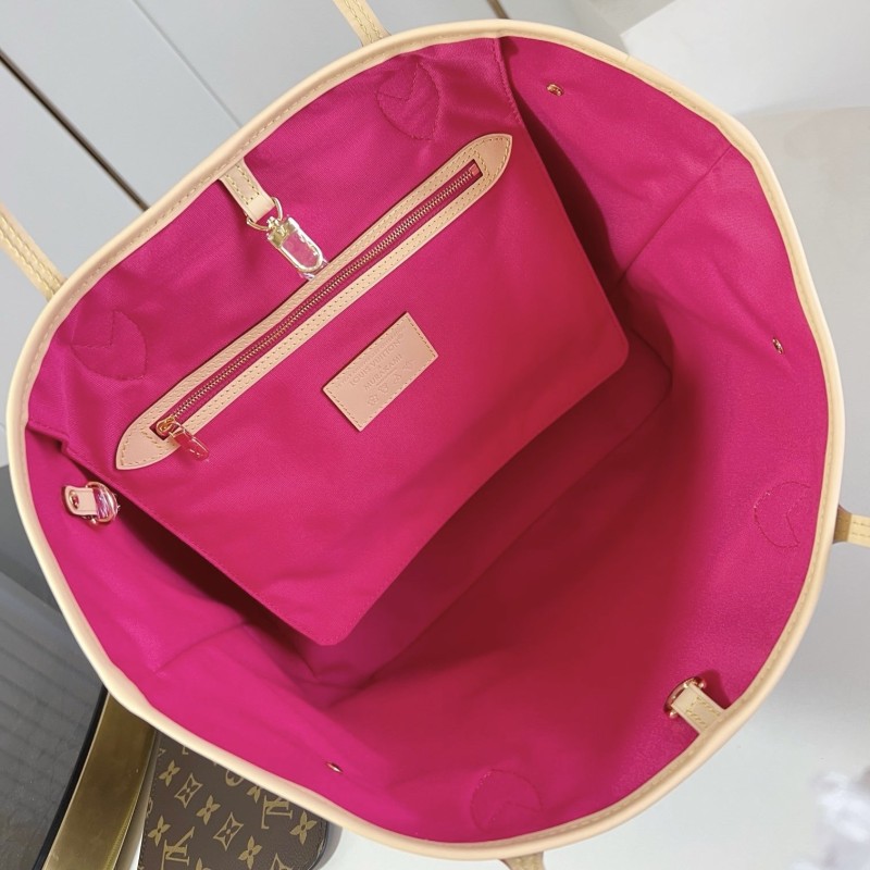 LV Neverfull Handbag 