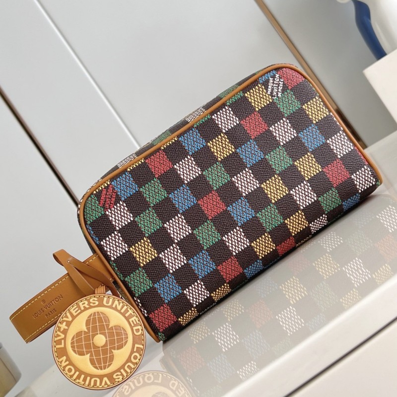 LV Locker Dopp Kit