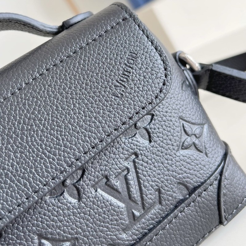 LV Steamer East West