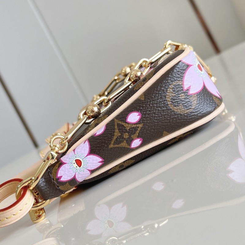 LV Pochette Accessoires 